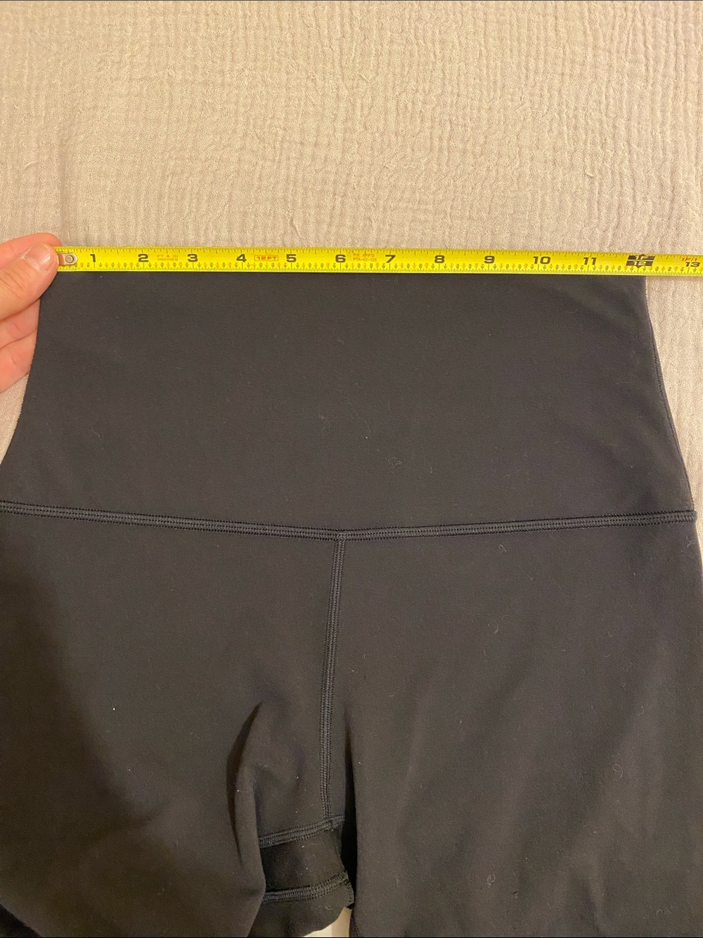 lululemon athletica Black High-Rise Bike Shorts. Size 8 - Picture 4 of 7
